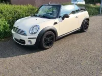 Gebraucht Mini Cooper Cabriolet 122 PS (89 kW) 2011 Beige Cabrio