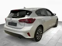 Gebraucht Ford Focus Titanium X 116 PS (85 kW) 2023 Polarsilber Limousine