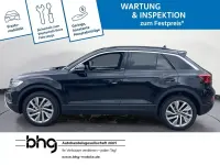 Gebraucht VW T-Roc Life 150 PS (110 kW) 2024 Deep black perleffekt SUV