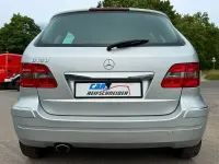 Gebraucht Mercedes B150 95 PS (69 kW) 2006 Silber Van / Kleinbus