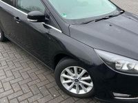 Gebraucht Ford Focus Titanium 150 PS (110 kW) 2016 Schwarz Kombi