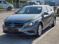 Gebraucht Mercedes A200 136 PS (100 kW) 2013 Grau Limousine