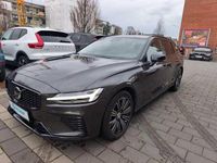 Gebraucht Volvo V60 257 PS (189 kW) 2025 Kombi