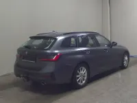 Gebraucht BMW 320 Sport Line 190 PS (139 kW) 2021 Grau Kombi