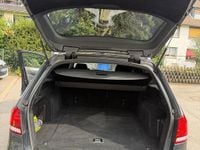 Gebraucht Mercedes E250 Avantgarde 204 PS (150 kW) 2015 Grau Kombi