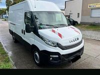 Second-hand Iveco Daily 160 CP (117 kW) 2019 Alb Berlinǎ