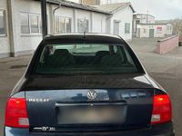 Gebraucht VW Passat 101 PS (74 kW) 1998 Blau Limousine