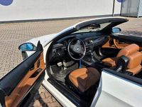 Gebraucht BMW 320 Cabriolet 177 PS (130 kW) 2009 Weiß Cabrio