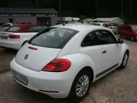 Gebraucht VW Beetle Basis 105 PS (77 kW) 2016 Weiß Kleinwagen