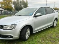 Gebraucht VW Jetta 105 PS (77 kW) 2015 Silber Limousine