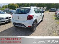 Gebraucht Dacia Sandero Celebration 90 PS (66 kW) 2017 Gletscherweiss Kleinwagen