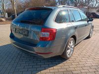 Gebraucht Skoda Octavia Clever 150 PS (110 kW) 2018 Grau Kombi