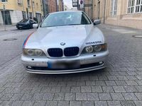 Gebraucht BMW 525 192 PS (141 kW) 2002 Silber Limousine