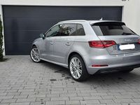 Gebraucht Audi e-tron Sport 204 PS (150 kW) 2016 Silber SUV
