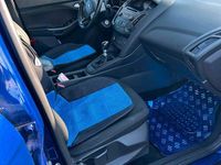 Second-hand Ford Focus 120 CP (88 kW) 2015 Albastru Break