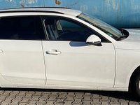 Second-hand Audi A4 Sport 150 CP (110 kW) 2023 Alb Break