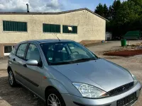 Usata Ford Focus 75 CV (55 kW) 2003 Argento Utilitaria