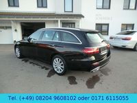 Gebraucht Mercedes E220 200 PS (147 kW) 2023 Schwarz Kombi