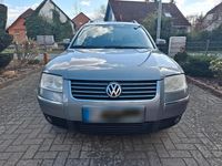 Gebraucht VW Passat 115 PS (84 kW) 2002 Grau Kombi
