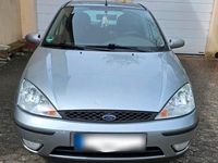 Second-hand Ford Focus 100 CP (73 kW) 2004 Argintiu Hatchback
