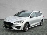 Usado Ford Focus ST-Line 155 CV (114 kW) 2020 Plateado Familiar