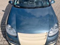 Gebraucht VW Jetta 150 PS (110 kW) 2006 Grün Limousine