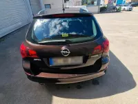 Gebraucht Opel Astra 140 PS (102 kW) 2012 Braun Kombi