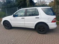 Gebraucht Mercedes ML320 218 PS (160 kW) 2000 SUV