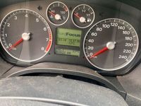 gebraucht Ford Focus 1.6 Automatik 2.Hand 88.000 Kilometer Tüv