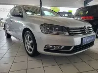 Gebraucht VW Passat 122 PS (89 kW) 2011 Silber Limousine
