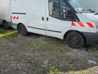 Gebraucht Ford Transit 125 PS (91 kW) 2012 Weiß Pickup