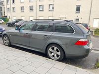 Gebraucht BMW 525 177 PS (130 kW) 2007 Grau Kombi