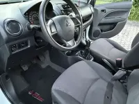 Gebraucht Mitsubishi Space Star 71 PS (52 kW) 2018 Weiß Kleinwagen