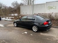 Second-hand BMW 325 2011 Negru Berlinǎ