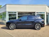 Gebraucht Porsche Cayenne S Platinum Edition 441 PS (324 kW) 2022 Schwarz SUV