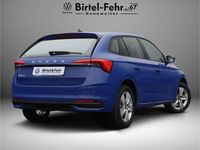 Neu Skoda Scala Drive 95 PS (69 kW) 2026 Blau Kleinwagen