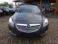 Usado Opel Insignia Selection 140 HP (102 kW) 2009 Cinzento Sedan