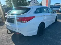 Gebraucht Hyundai i40 Edition 136 PS (100 kW) 2013 Weiß Kombi