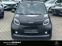 Gebraucht Smart ForTwo Electric Drive Passion 60 kW (82 PS) 2024 Bodypanels in black Cabrio
