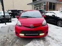 Gebraucht Toyota Aygo Cool 68 PS (50 kW) 2014 Rot Kleinwagen