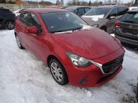 Gebraucht Mazda 2 Center-Line 90 PS (66 kW) 2015 Rot Limousine