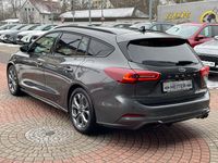 Gebraucht Ford Focus ST-Line X 155 PS (114 kW) 2024 Grau Kombi