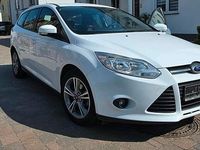 Usata Ford Focus 100 CV (73 kW) 2014 Bianco Station wagon