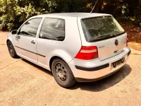 Gebraucht VW Golf IV 90 PS (66 kW) 2001 Silber Kleinwagen