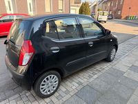 Gebraucht Hyundai i10 67 PS (49 kW) 2010 Schwarz Kleinwagen