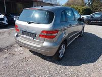Gebraucht Mercedes B150 95 PS (69 kW) 2006 Grau Van / Kleinbus