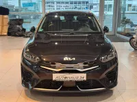 Gebraucht Kia Ceed 141 PS (103 kW) 2022 Schwarz Kleinwagen