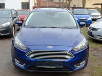 Gebraucht Ford Focus Titanium 125 PS (91 kW) 2016 Blau Limousine