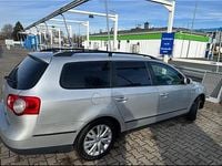 Gebraucht VW Passat 140 PS (102 kW) 2011 Silber Kombi