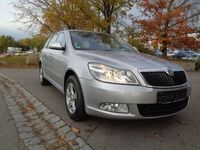 Gebraucht Skoda Octavia Ambition 105 PS (77 kW) 2012 Silber Kombi